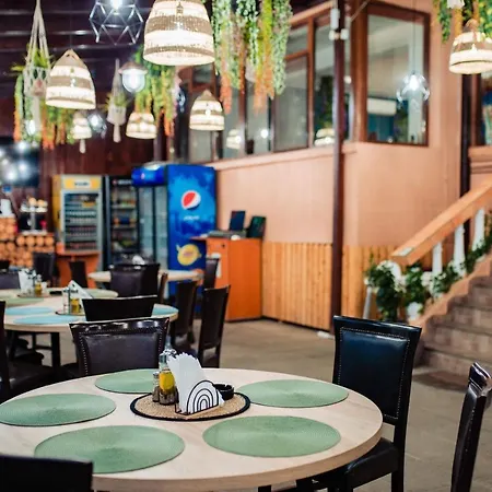 Roxy & Maryo Hotel